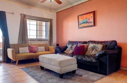 San Felipe House | BEACH CONDO 3-Sleeps 8- Pool- WiFi- AC- Security