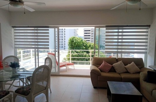 Club Deportivo Apartment | BEACH HOUSE