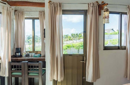 La Gloria Apartment | Beach Studio - Isla Mujeres - Rooftop Ocean Views