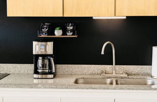 El Tezal Condo | Beach Vibes! 2BR Penthouse with Private Rooftop - Pet Friendly