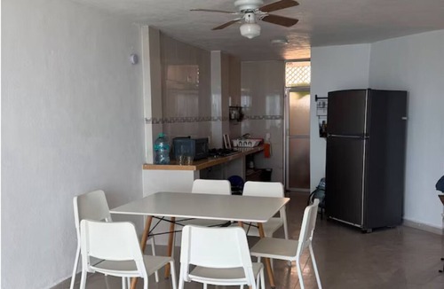 Las Brisas Apartment | Beachfront apartment