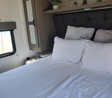 La Paz House | Beachfront Camper, Bahia Turquesa BCS