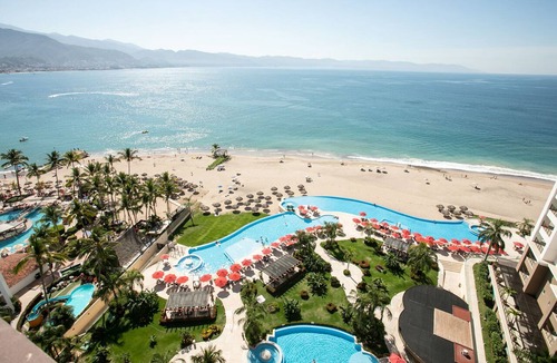 South Hotel Zone Condo | Beachfront, Luxurious Grand Venetian 3 Bedroom, 3 bath, Ocean & Mountain View