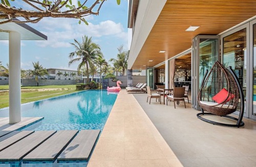 Ngu Hanh Son House | Beachfront Luxury 08-BDR Villa within Ocean Villas