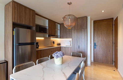 La Cruz de Huanacaxtle Apartment | Beachfront Condo, Zantamar 305