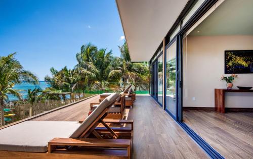 Soliman Bay Villa | Beachfront Soliman Bay Villa 42