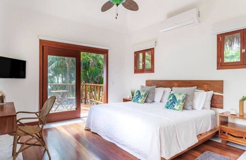 Felipe Carrillo Puerto House | Beachfront Tulum Villa