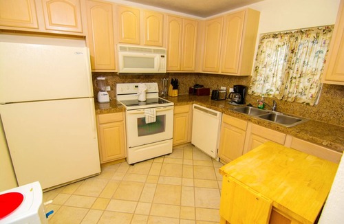 Sandy Beach Condo | Beautiful 1½ Bedroom Condo on the Sea of Cortez at Las Palmas Resort D-703A
