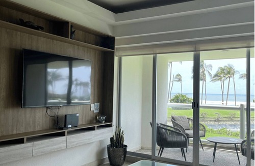 Playa Diamante Apartment | Beautiful 2 bedroom apartment with ocean view in Acapulco.