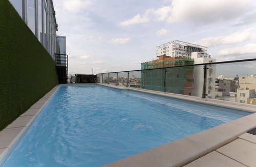 Phu Nhuan Apartment | Beautiful Apartment with Pool and Gym