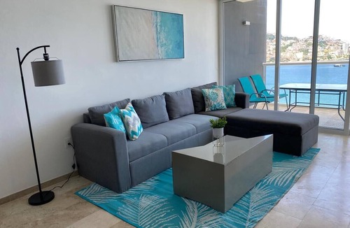 Costa Azul Apartment | BEAUTIFUL BEACHFRONT APARTMENT, ACAPULCO COASTLINE ARMANDOS LE CLUB