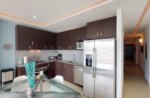 Emiliano Zapata Condo | Beautiful condo one block to the beach! 1BD Condo for rent in Old Town, Puerto v