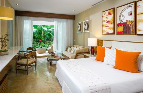 Playa Diamante Resort | BEAUTIFUL GRAND MAYAN ROOM IN VIDANTA