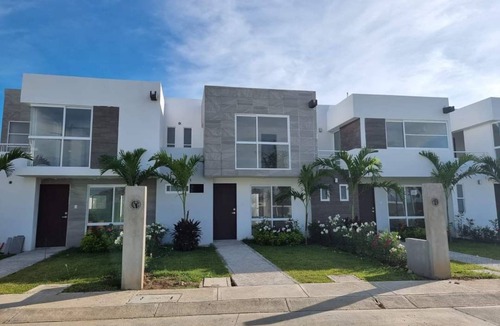 Boulevard Barra Vieja House | Beautiful home in Acapulco Dream Diamante, with beach club