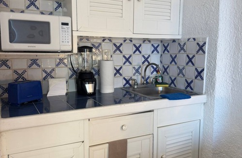 Punta Cancun Condo | Beautiful Ocean View Condo 1