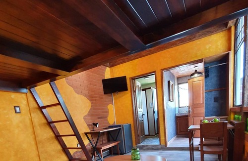 Zona Centro House | Beautiful room to feel Guanajuato's magic in and out!