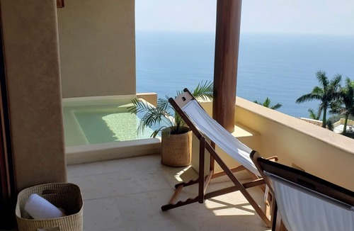 Playa Las Gatas Condo | Beautiful villa overlooking the ocean