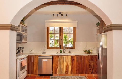 Nopolo House | BeautifulHome, in front of the community pool By Casago