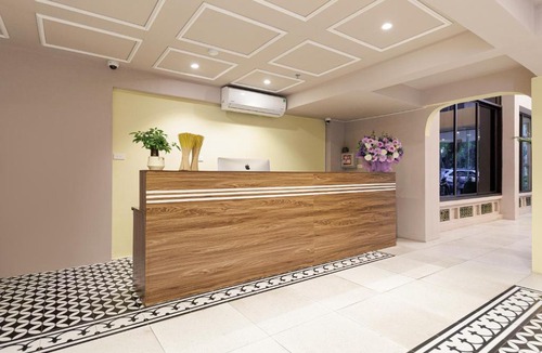 Hai Ba Trung Hotel | Belvilla near West Lake Hanoi, Truc Bach Lake formerly Le Grand - The Central Park