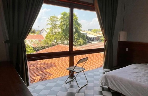 Hue Hotel | Berry Boutique