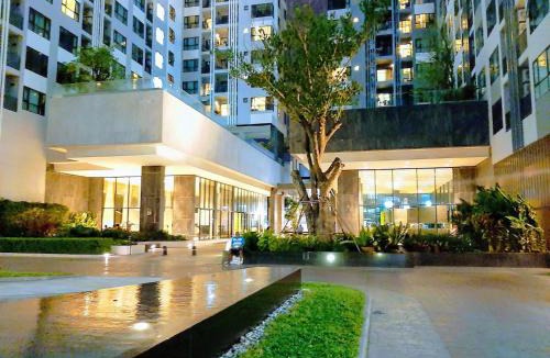 Pattaya Bay Apartment | Best Location In Pattaya, Sky Pool & Infinity Edge