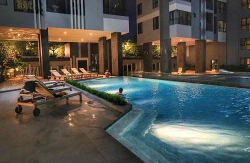 Pattaya Bay Apartment | Best Location In Pattaya, Sky Pool & Infinity Edge