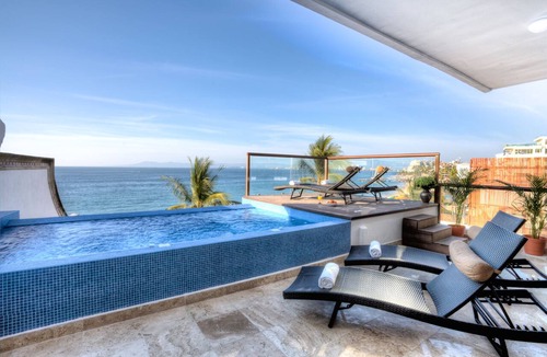 Amapas Condo | Best location right on Los Muertos beach, Sky Suite D