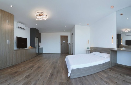 Cong Vi Hotel | BH Riverside Hotel