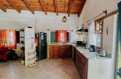 De La Merced House | Big bright house in the center - Casa Minerva