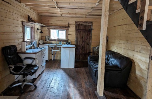 McCarthy Cabin | Blackburn Cabins