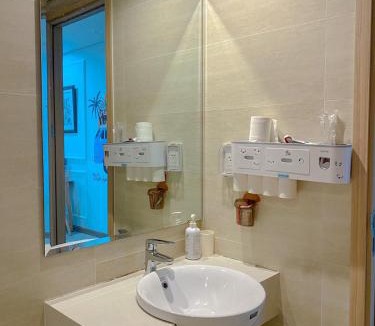 Ha Long Apartment | Boom'homes- Căn hộ view Vịnh Hạ Long