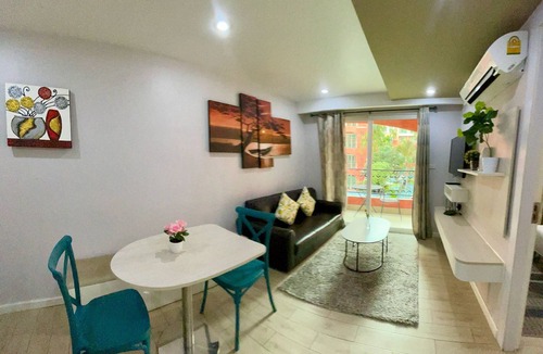 Na Kluea Apartment | Breeze GSR - Seven Seas