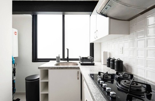 Hipodromo Apartment | Bright and stylish apartment with balcony