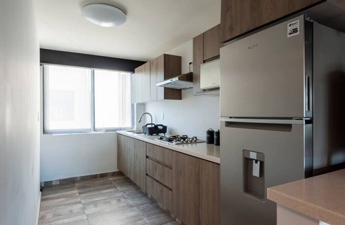 Hipodromo Apartment | Bright modern top floor Av Amsterdam