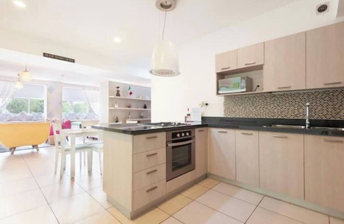 Colonia Centro Apartment | Bright & Vibrant | City Center & Mesmerising View