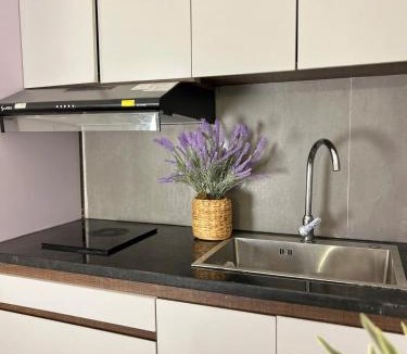 Cau Giay Apartment | Brown House - 102 Nguyễn Khang - Amoureux Homestays
