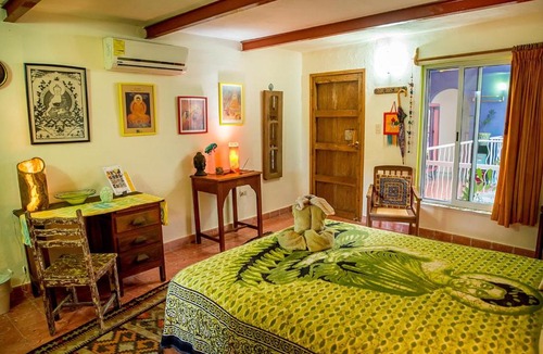 Barrio de Santiago Apartment | Budha by Majikal B&B