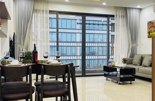 Trung Hoa Nhan Chinh Apartment | Căn hộ 3 phòng ngủ, 2 phòng tắm hiện đại, sang trọng - Vinhomes D'Capitale