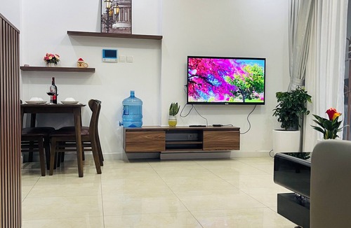 Trung Hoa Nhan Chinh Apartment | Căn hộ 3 phòng ngủ, 2 phòng tắm hiện đại, sang trọng - Vinhomes D'Capitale
