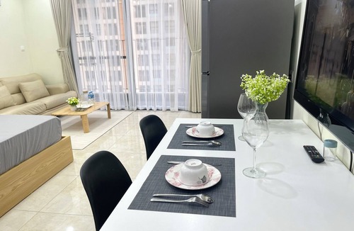 Trung Hoa Nhan Chinh Apartment | Căn hộ Studio đầy đủ tiện nghi - Vinhomes D'Capitale