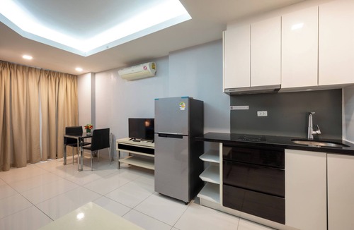 Pratumnak Hill Apartment | C-View Residence apartments by Apartwell
