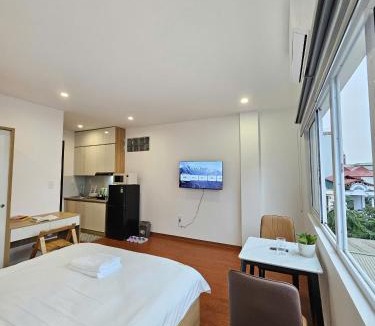 Nhat Tan Apartment | C-Will Trịnh Công Sơn - Self check-in