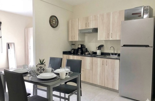 Ildefonso Green Apartment | CABO DOWNTOWN STUDIOS: Cozy Queen Studios Walk to Marina #5