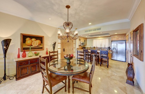 El Medano Ejidal Villa | Cabo Getaway: Luxury & Comfort, Steps to Beach - Villa La Estancia 3405
