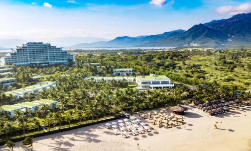 Cam Lam Resort | Cam Ranh Riviera Beach Resort & Spa