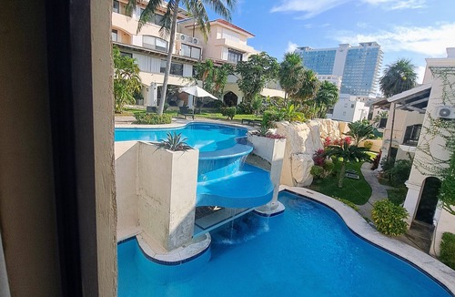 Zona Hotelera House | Cancún Energy, Tulum Spirit Luxe & Private Stay