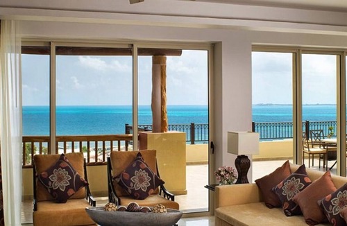 Playa Mujeres House | CANCUN - 3 BR AMAZING WATERFRONT PENTHOUSE - VILLA DEL PALMAR CANCUN