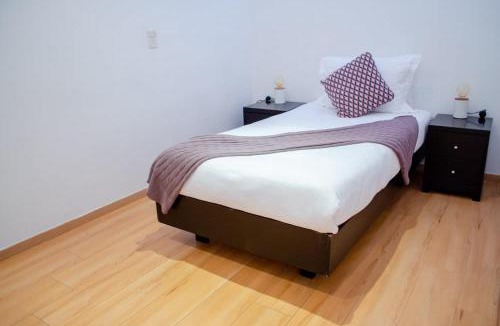 El Yaqui House | Capitalia Bright & Cozy Family Apt in Santa Fe