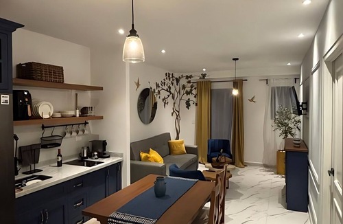 Santeagueda Apartment | Carmel loft in Val'Quirico inside Villa Alessandra