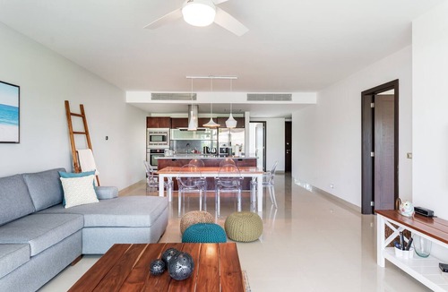 Puerto Juarez Condo | Casa Almajuma 415 S (2-Bedroom Condo) with Pool - Handicap accessible by RedAwning